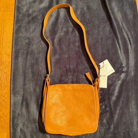 Lacoste leather Messenger bag - Picture 5 of 7